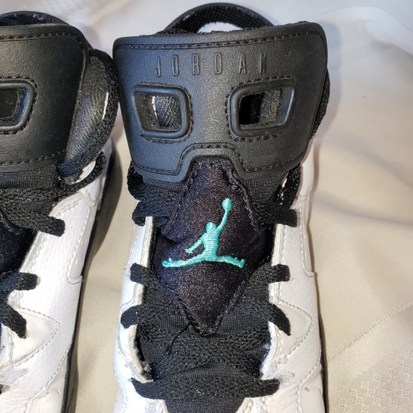 Michael Jordan kids high tops - Picture 2 of 8